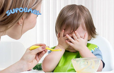 Trẻ bị biếng ăn cha mẹ nên bổ sung gì để kích thích ăn ngon tự nhiên?