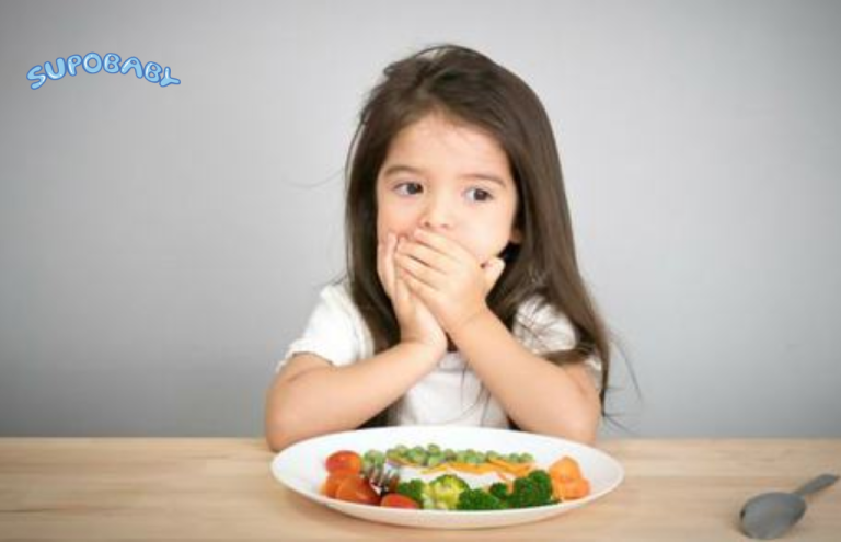 Trẻ biếng ăn phải làm sao? Mách mẹ cách giúp bé ăn ngon miệng hơn